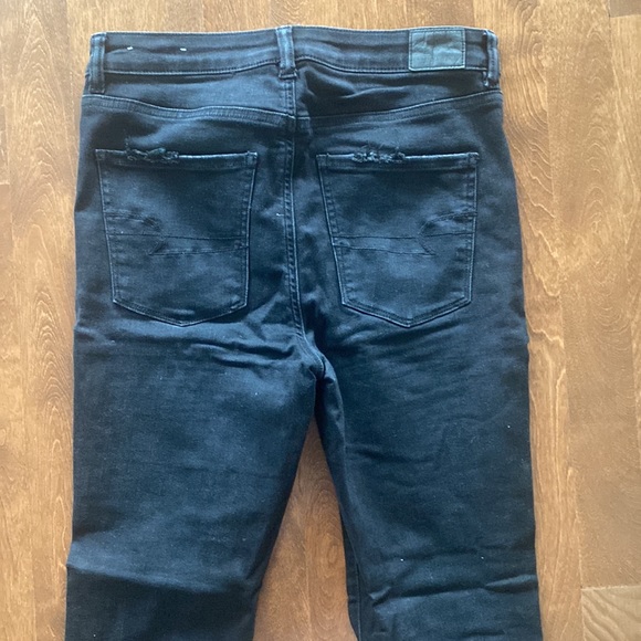 American Eagle Distressed Black Jegging Jean size 10 - Picture 5 of 8